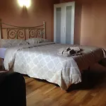 Boleta A 5 Minutos De León, Casa Con Jardín Casa de Férias