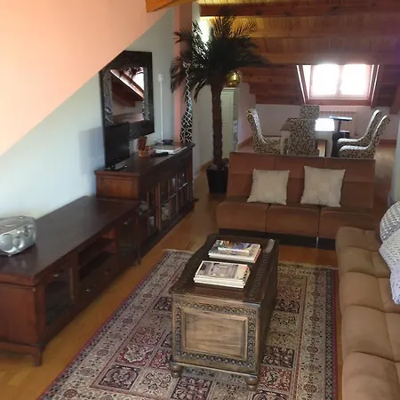 Casa vacanze Boleta A 5 Minutos De Leon, Casa Con Jardin *