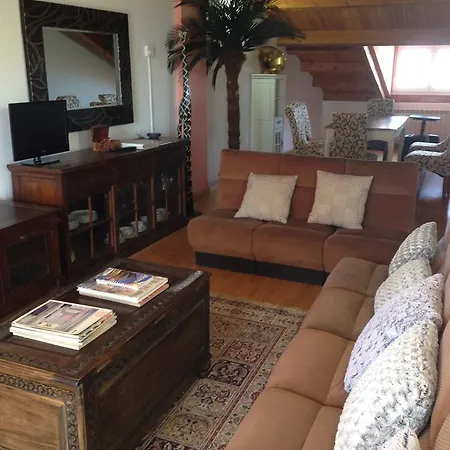 Boleta A 5 Minutos De Leon, Casa Con Jardin