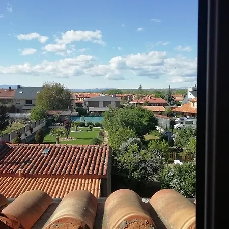Boleta A 5 Minutos De Leon, Casa Con Jardin San Andrés del Rabanedo