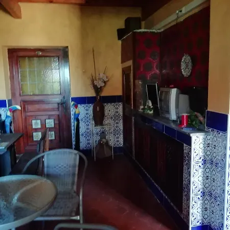 Boleta A 5 Minutos De Leon, Casa Con Jardin Casa vacanze San Andrés del Rabanedo