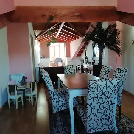 Boleta A 5 Minutos De Leon, Casa Con Jardin