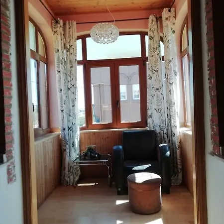 Boleta A 5 Minutos De Leon, Casa Con Jardin