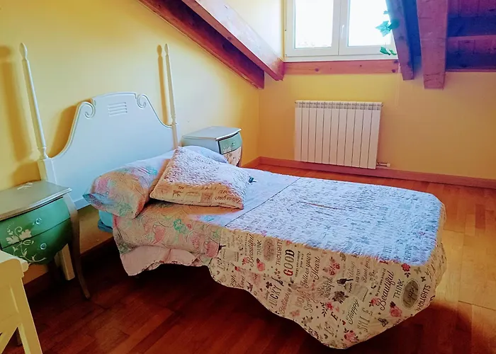 Boleta A 5 Minutos De Leon, Casa Con Jardin 펜션