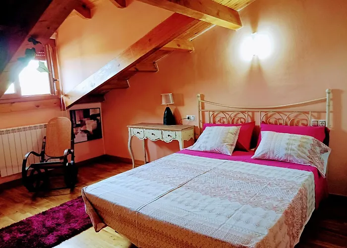 Boleta A 5 Minutos De Leon, Casa Con Jardin 펜션