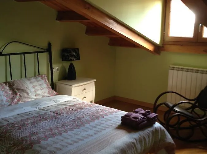 Boleta A 5 Minutos De Leon, Casa Con Jardin * San Andrés del Rabanedo