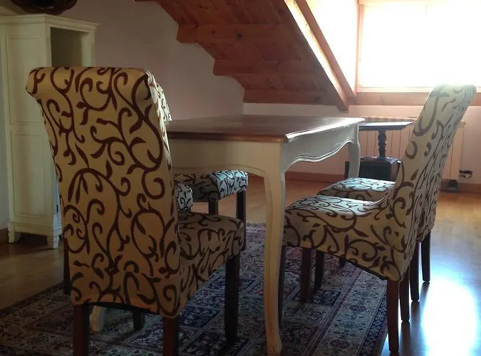 펜션 Boleta A 5 Minutos De Leon, Casa Con Jardin *