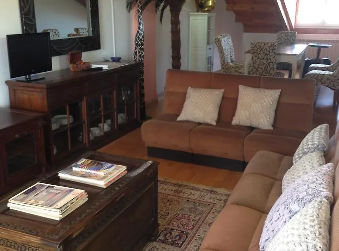 Boleta A 5 Minutos De Leon, Casa Con Jardin