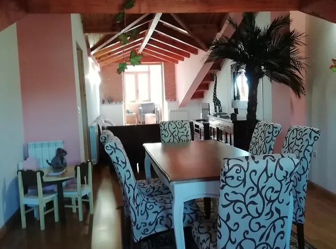 Boleta A 5 Minutos De Leon, Casa Con Jardin