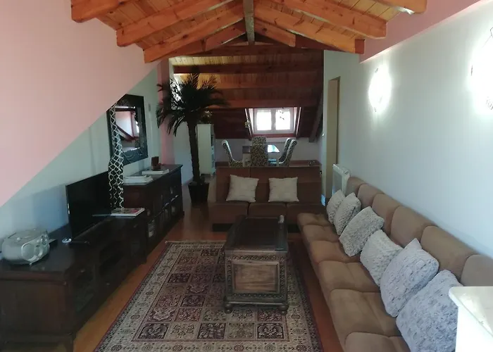 펜션 Boleta A 5 Minutos De Leon, Casa Con Jardin